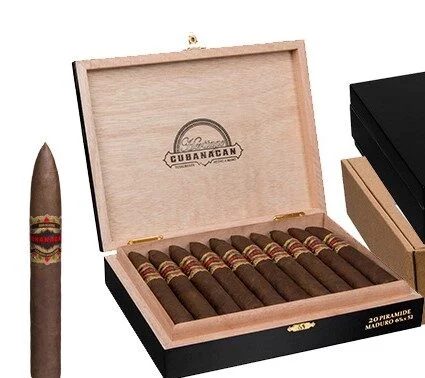 Cubanacán Maduro Piramide