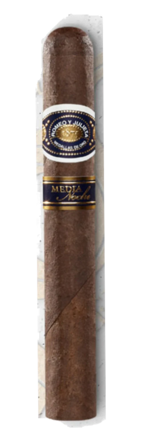 Romeo y Julieta Media Noche Toro